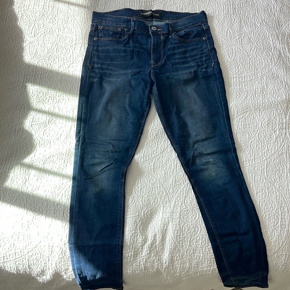 EXPRESS JEANS. size 10R. Skinny mid rise legging - Picture 1 of 3